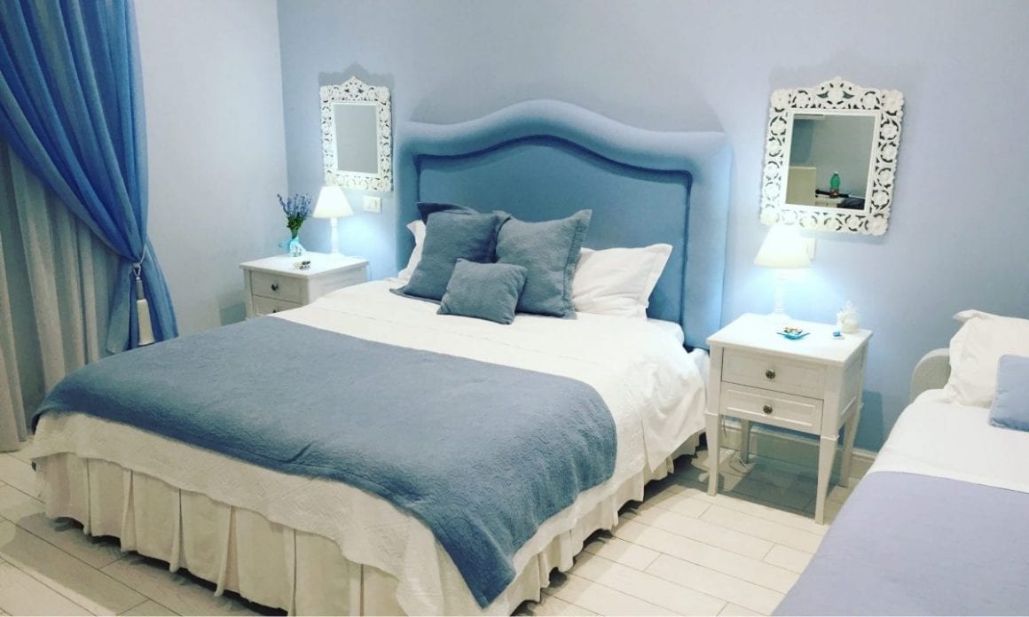 B&B Domus Rosa blue room in Naples