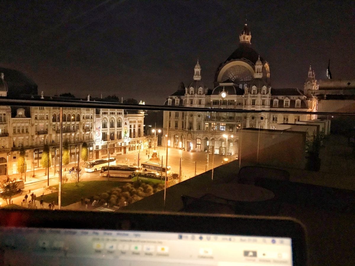 Blogging from the rooftop terrace of the Indigo Antwerp