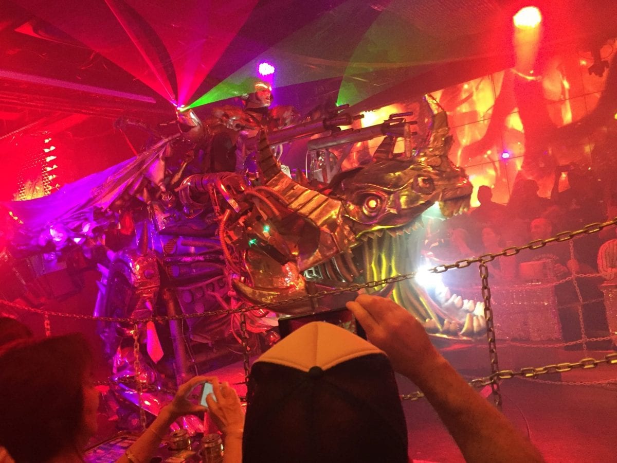 Tokyo robot restaurant