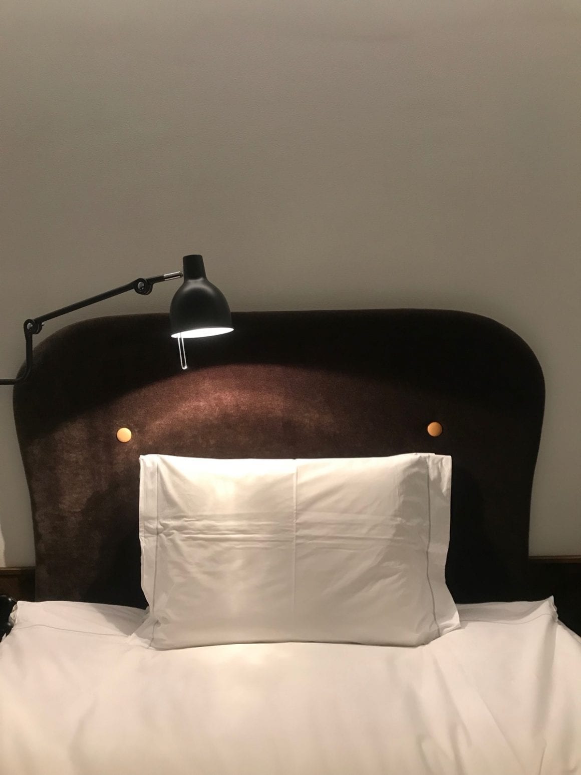 Miss Clara Stockholm Office bed